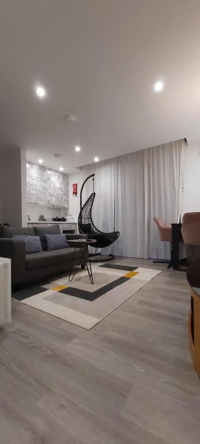Lovely Studio Apartment Sheffield City Centre - Netflix, Wifi, Digital Tv المظهر الخارجي الصورة