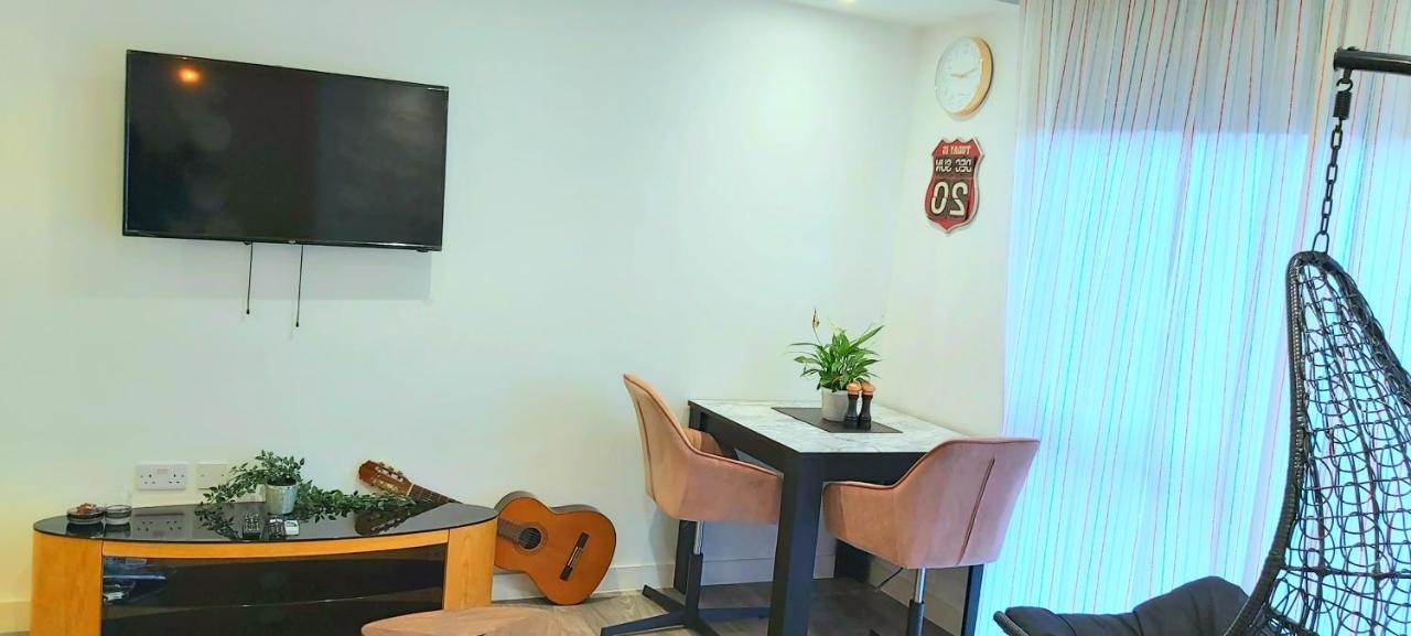 Lovely Studio Apartment Sheffield City Centre - Netflix, Wifi, Digital Tv المظهر الخارجي الصورة